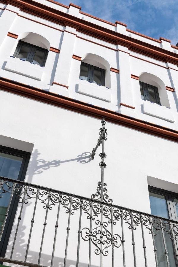 Avanti Clavel, La Terraza Te Conquistara Sevilla Bagian luar foto